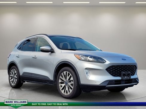Certified 2020 Ford Escape Titanium AWD/4WD image 1