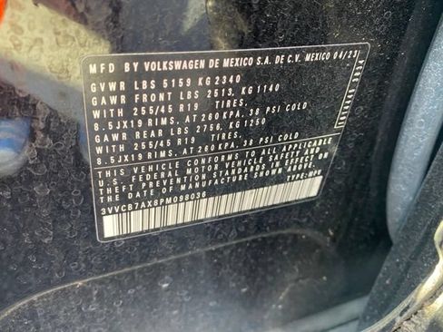 Used 2023 Volkswagen Tiguan SE R-Line FWD image 14