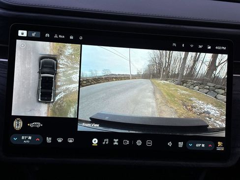 Used 2022 Rivian R1S Launch Edition image 37