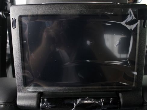 New 2026 Chrysler Pacifica Select image 19