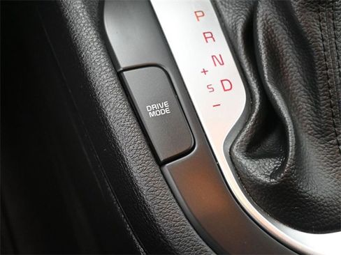 Used 2024 Kia Forte LXS image 25