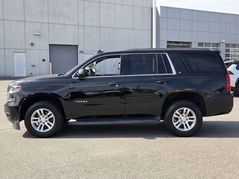 Used 2018 Chevrolet Tahoe LT image 2