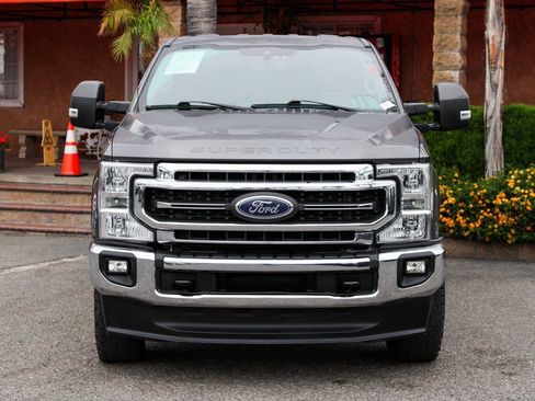 Used 2020 Ford F250 Lariat w/ Lariat Value Package image 3