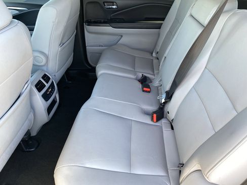 Used 2021 Honda Pilot EX-L image 16