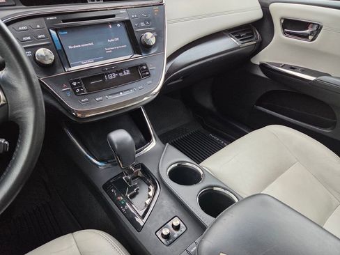 Used 2017 Toyota Avalon XLE w/ Carpet Mat Package FWD image 33