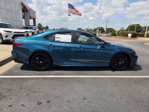 New 2026 Toyota Camry SE FWD image 13
