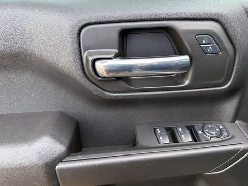 Used 2025 Chevrolet Silverado 1500 Custom AWD/4WD image 8