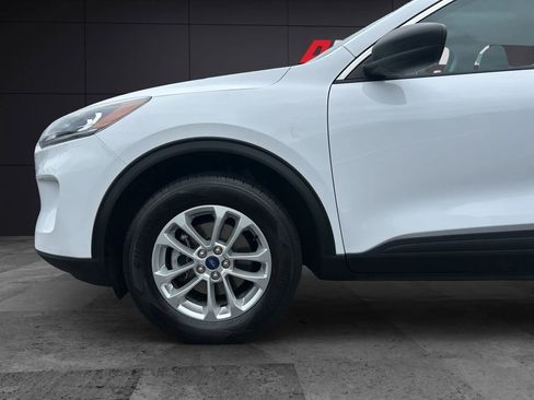 Used 2022 Ford Escape SE image 20