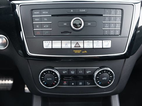 Used 2019 Mercedes-Benz GLE 400 4MATIC image 37