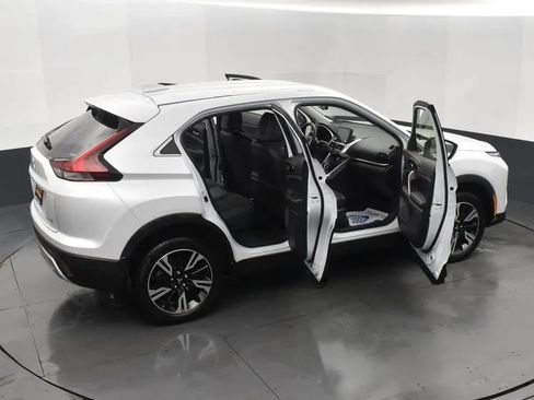 Used 2024 Mitsubishi Eclipse Cross SE image 6