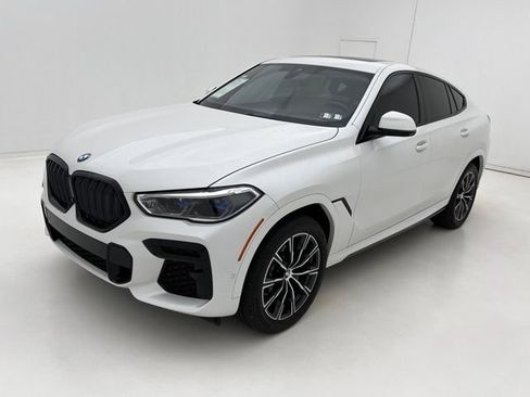 Used 2022 BMW X6 xDrive40i w/ Executive Package AWD/4WD image 4