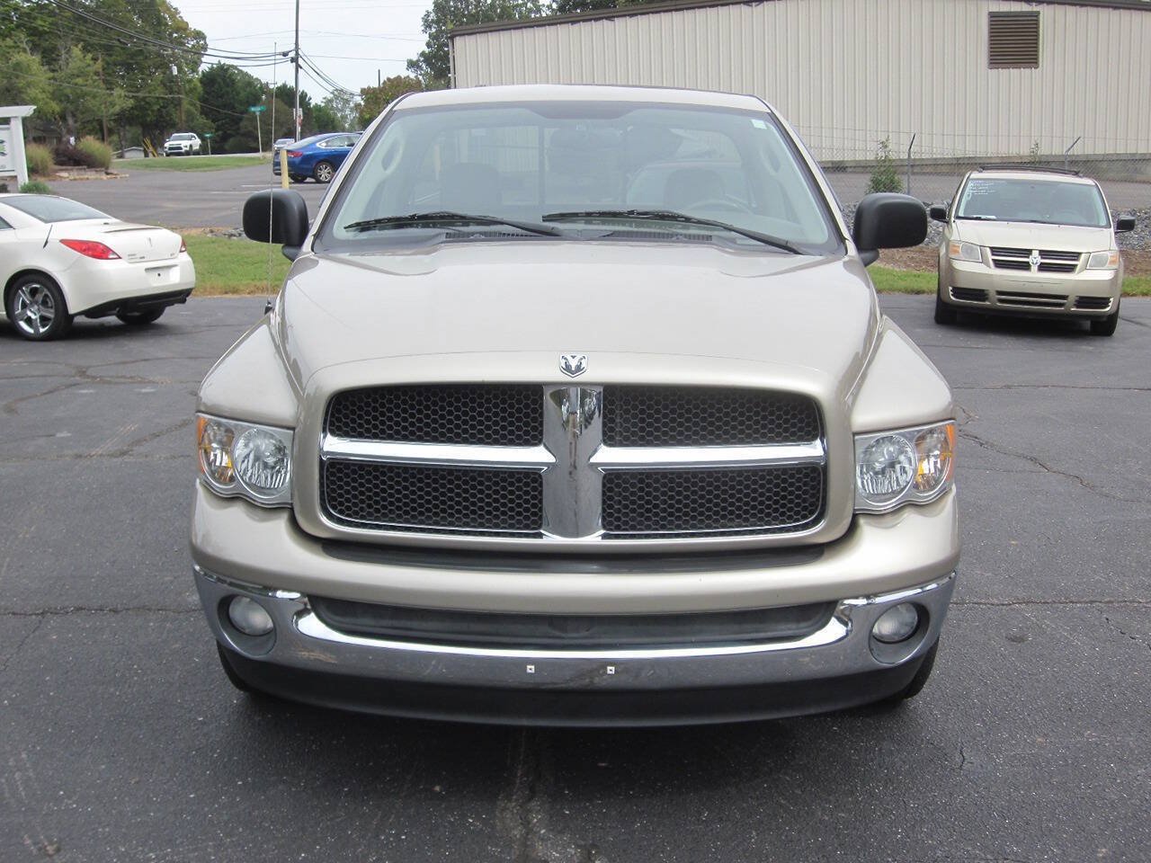 Used 2003 Dodge Ram 1500 Truck 2WD Regular Cab image 3