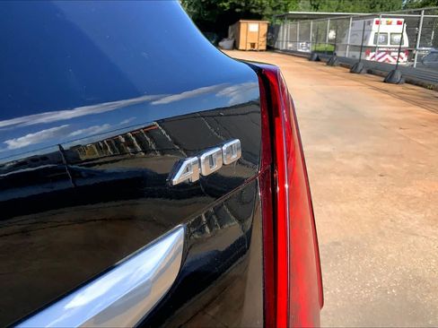 Used 2023 Cadillac XT5 Premium Luxury FWD image 10