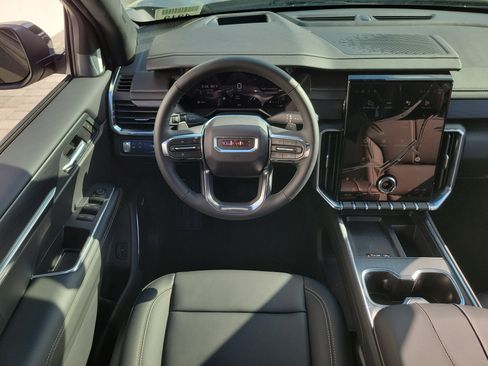 New 2026 GMC Acadia Elevation w/ Elevation Premium Package FWD image 16