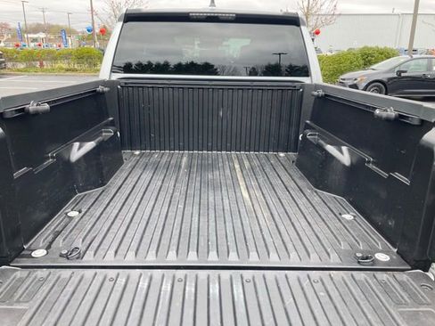 Used 2024 Toyota Tacoma SR5 image 7