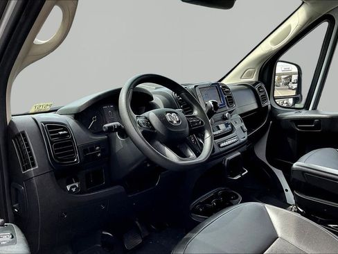 Used 2023 RAM ProMaster 2500 FWD image 17