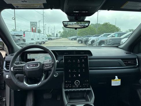 New 2026 GMC Terrain AT4 w/ Technology Package II AWD/4WD image 17