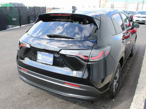 New 2026 Honda HR-V LX image 10