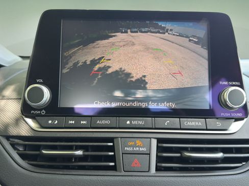 Certified 2025 Nissan Altima 2.5 S FWD image 24