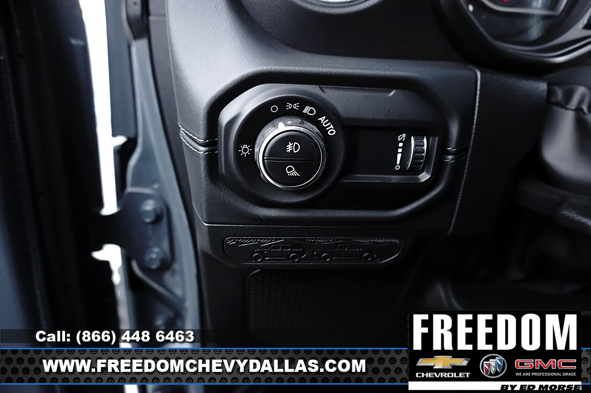 Used 2025 Jeep Gladiator Sport AWD/4WD image 23