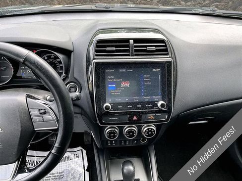 Used 2020 Mitsubishi Outlander Sport SE AWD/4WD image 6