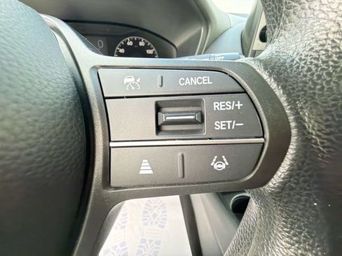 Used 2023 Honda HR-V LX image 33