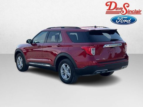 Used 2023 Ford Explorer XLT w/ Equipment Group 202A AWD/4WD image 9
