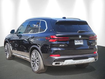 New 2026 BMW X5 sDrive40i w/ Premium Package