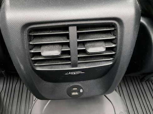 Used 2021 Ford Mustang Mach-E Premium image 12