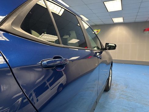 Used 2023 Chevrolet Equinox LS w/ LS Convenience Package image 6