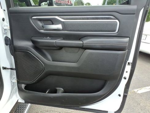 Used 2020 RAM 1500 Big Horn AWD/4WD image 17