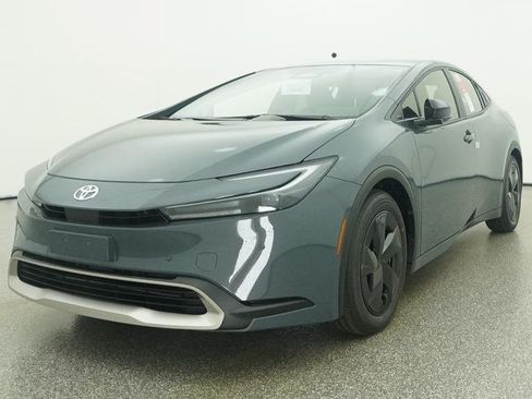 New 2026 Toyota Prius Plug-In Hybrid FWD image 19