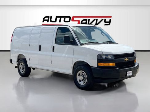 Used 2025 Chevrolet Express 2500 w/ Driver Convenience Package RWD image 1