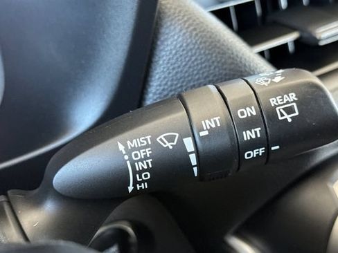 Used 2024 Toyota RAV4 XLE FWD image 39