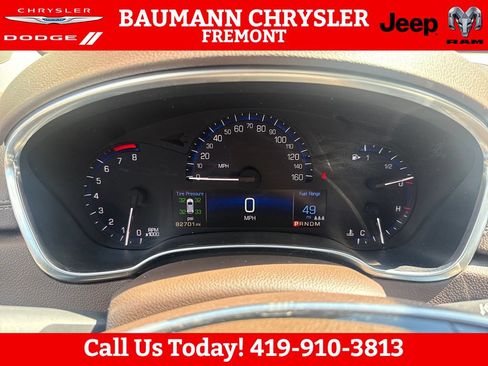 Used 2015 Cadillac SRX Luxury w/ Driver Awareness Package FWD image 15
