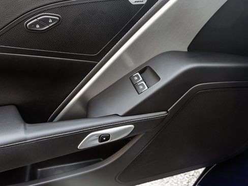 Used 2018 Chevrolet Corvette Stingray Coupe w/ Battery Protection Package image 15