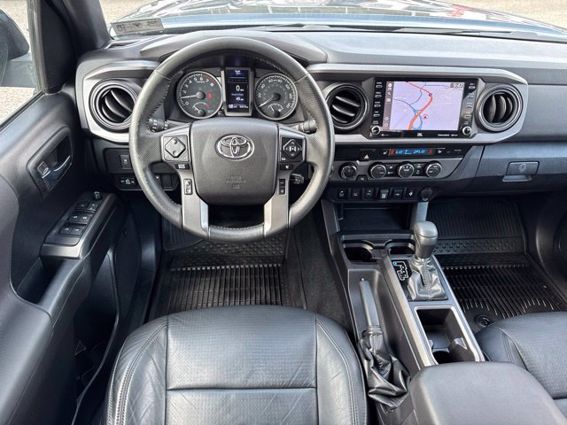 Used 2021 Toyota Tacoma TRD Off-Road w/ TRD Premium Off Road Package AWD/4WD image 5