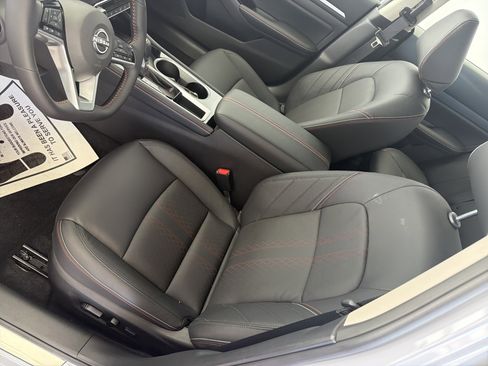 New 2025 Nissan Altima 2.5 SR w/ SR Premium Package image 10