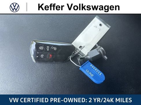 Certified 2024 Volkswagen Atlas Cross Sport SE FWD image 36