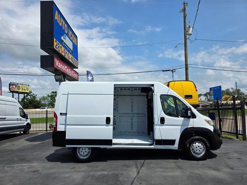 Used 2023 RAM ProMaster 1500 image 5