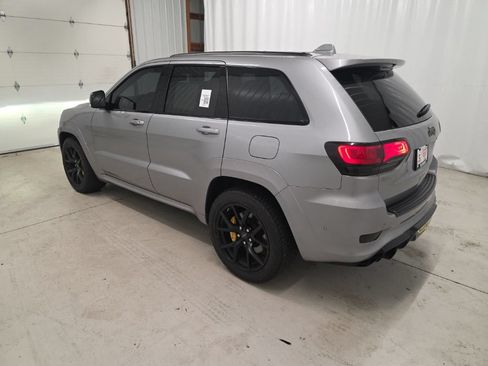 Used 2020 Jeep Grand Cherokee Trackhawk AWD/4WD image 3