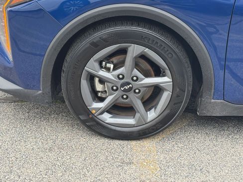 Used 2025 Kia K4 LXS image 34