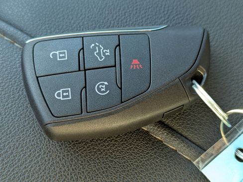 Used 2025 Chevrolet Silverado 1500 RST w/ Z71 Off-Road Package image 30