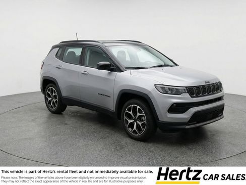 Used 2025 Jeep Compass Limited AWD/4WD image 1