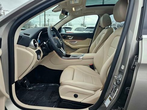 Used 2020 Mercedes-Benz GLC 300 GLC 300 image 17