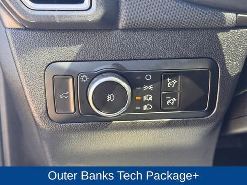 Used 2025 Ford Bronco Sport Outer Banks w/ Outer Banks Tech Package+ AWD/4WD image 19