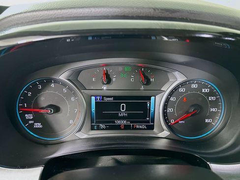 Used 2018 Chevrolet Traverse Premier w/ Driver Confidence II Package FWD image 12