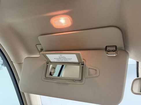 Used 2013 Mercedes-Benz GL 450 4MATIC image 38