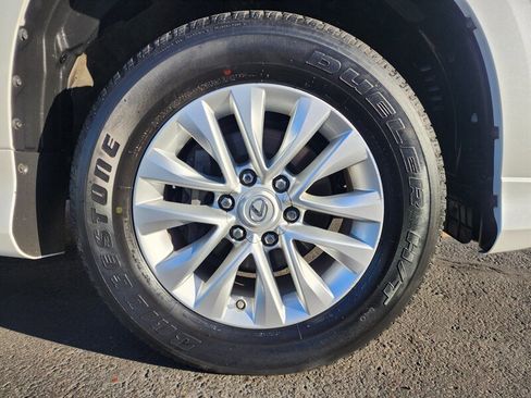 Used 2021 Lexus GX 460 Premium w/ Premium Package AWD/4WD image 22