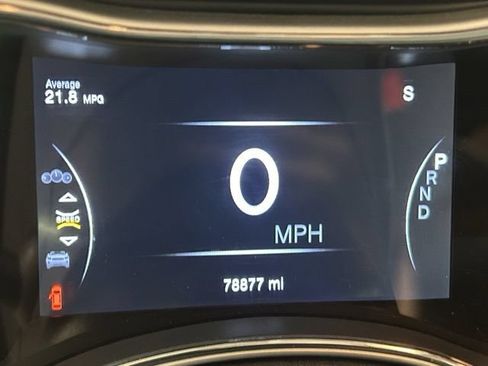 Used 2018 Jeep Grand Cherokee Summit AWD/4WD image 23
